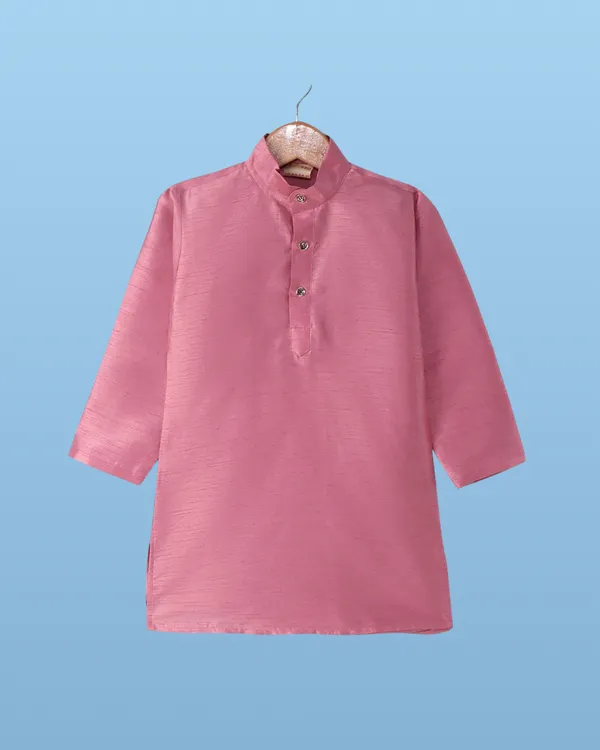 Peach_Kurta_&_Pyjama_With_All-Over_Woven_Jacket_Set_For_Kids