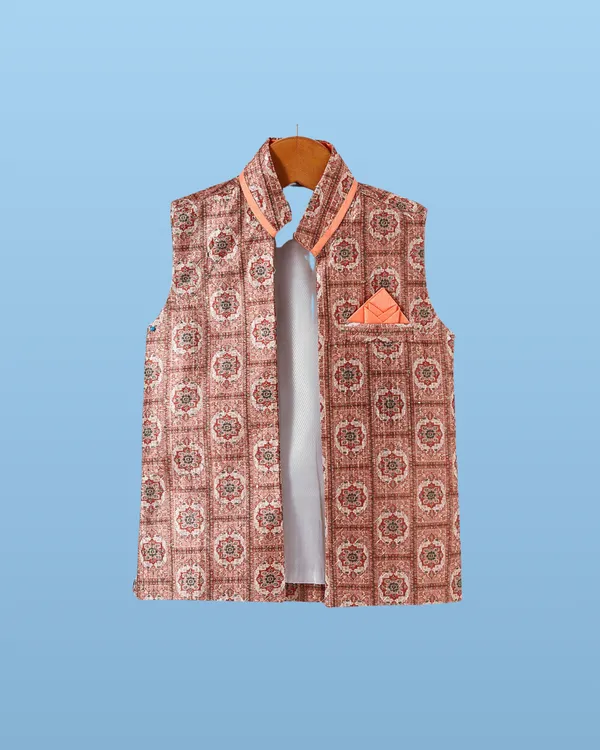 Peach_Kurta_&_Pyjama_With_Geometric_Print_Jacket_Set_For_Kids