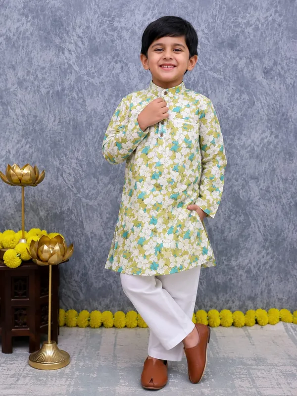 100%_Pure_Cotton_Spring_Blossom_Kurta_Pyjama_Set