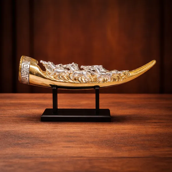 Decorative_Horn_Cornucopia_-_Abundance_Symbol