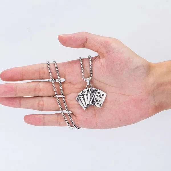 Silver_Alloy_Steel_Funny_Poker_Playing_Card_Pendant_Necklace_Humorous_Game-Inspired_Jewelry_Men