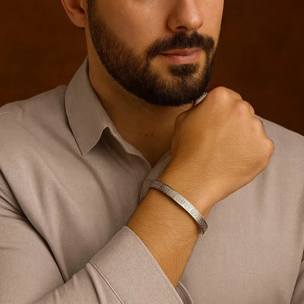 Silver_Stainless_Steel_Ayatul_Kursi_Arabic_Islam_Engraved_Adjustable_Quran_Ramazan_Eid_Gifts_Bracelet_For_Men_&_Women