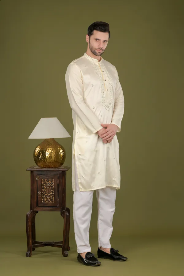 Kanak-_Ivory_Royale_Sequin_Embroidered_Kurta_Set