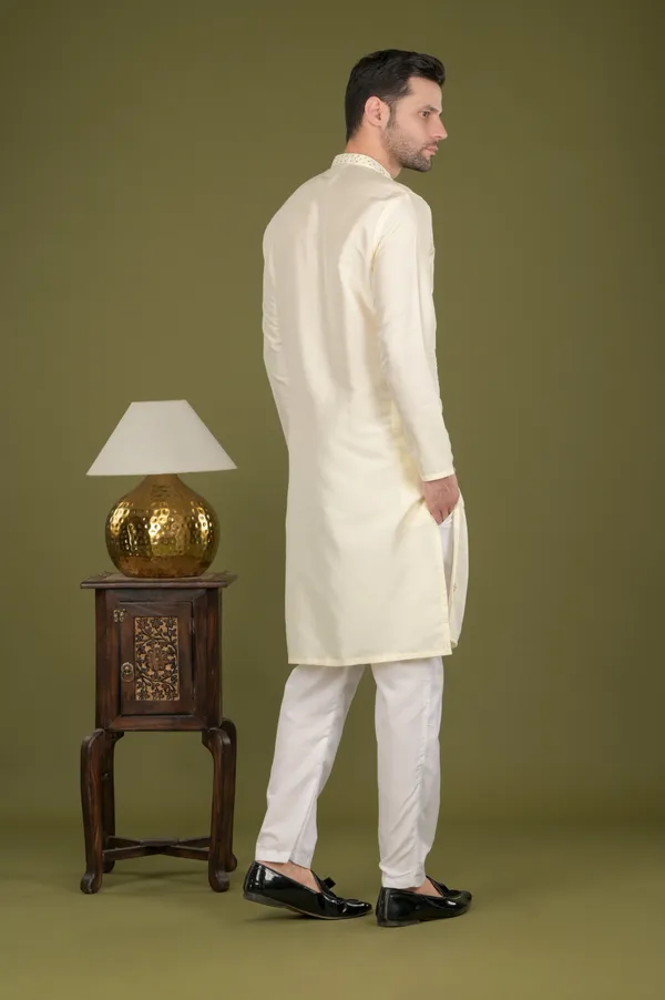 Kanak-_Ivory_Royale_Sequin_Embroidered_Kurta_Set