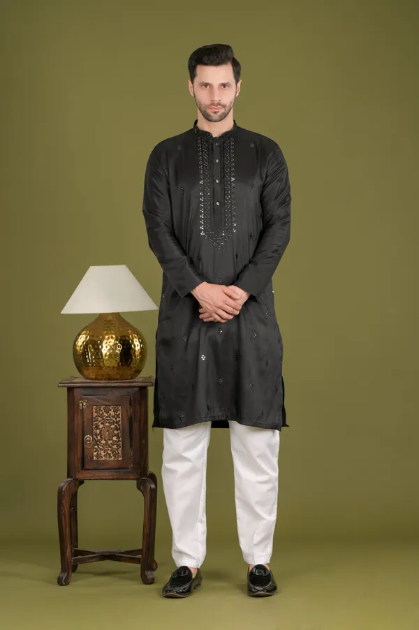 Kanak_-_Midnight_Majesty_Sequin_Embroidered_Kurta_Set