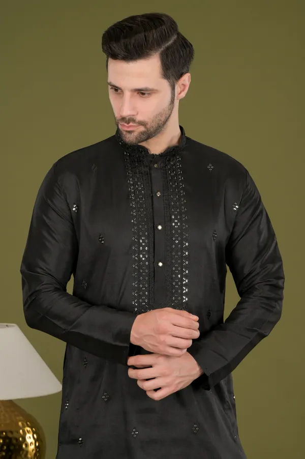 Kanak_-_Midnight_Majesty_Sequin_Embroidered_Kurta_Set