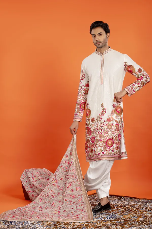 Aarin_Ivory_Bloom_Embroidered_Kurta_Patiala_Set_with_Dupatta_|_Wedding_Ethnic_Wear