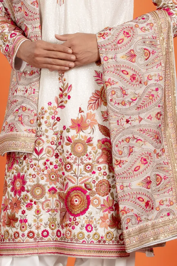 Aarin_Ivory_Bloom_Embroidered_Kurta_Patiala_Set_with_Dupatta_|_Wedding_Ethnic_Wear