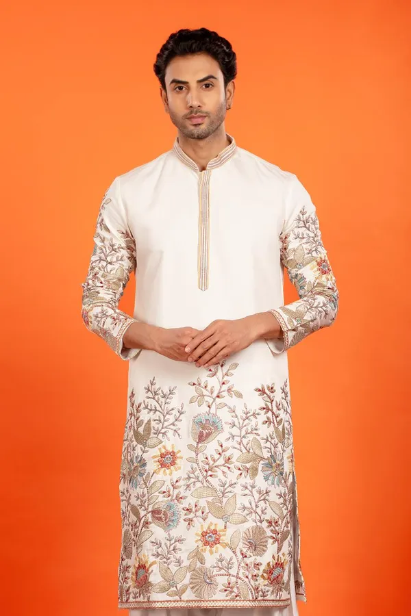 Aarosh_-_Ivory_Embroidered_Kurta_With_Patiala_|_Wedding_Ethnic_Wear