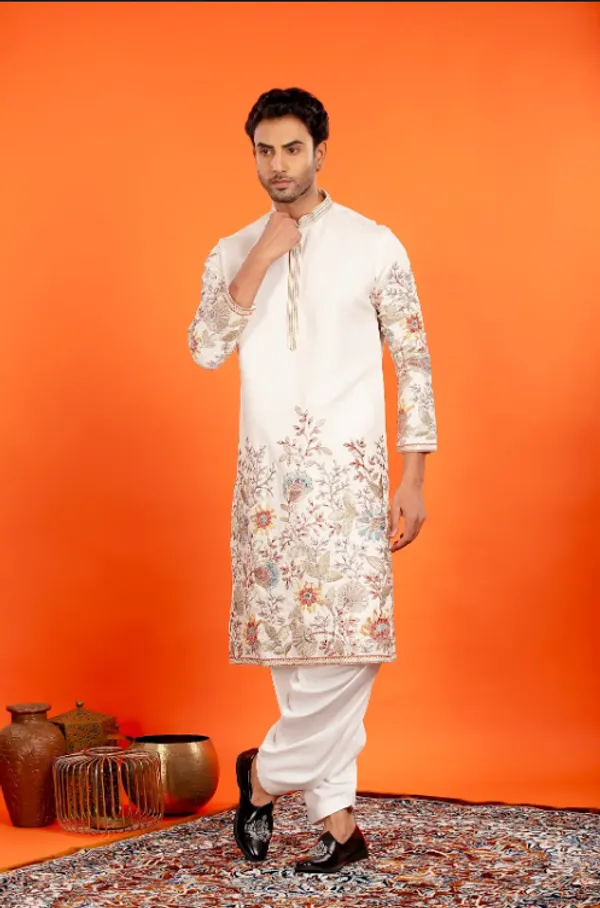 Aarosh_-_Ivory_Embroidered_Kurta_With_Patiala_|_Wedding_Ethnic_Wear