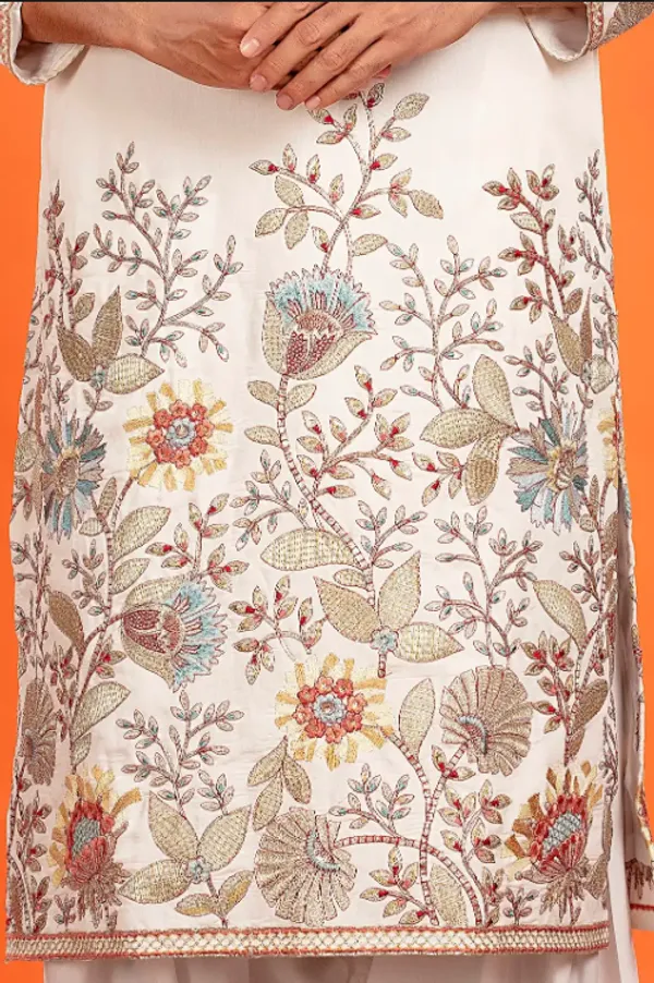 Aarosh_-_Ivory_Embroidered_Kurta_With_Patiala_|_Wedding_Ethnic_Wear