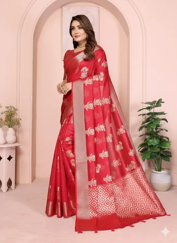 A_Timeless_Banarasi_Organza_Silk_Saree_Elegant_Lightweight_And_Beautifully_Crafted_For_Exclusive_Festive_Elegance.