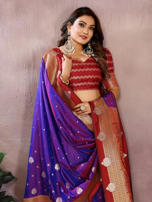 Kalamkari_Silk_With_Contrast_Kalamkari_Blouse_Piece_With_Zari_Border