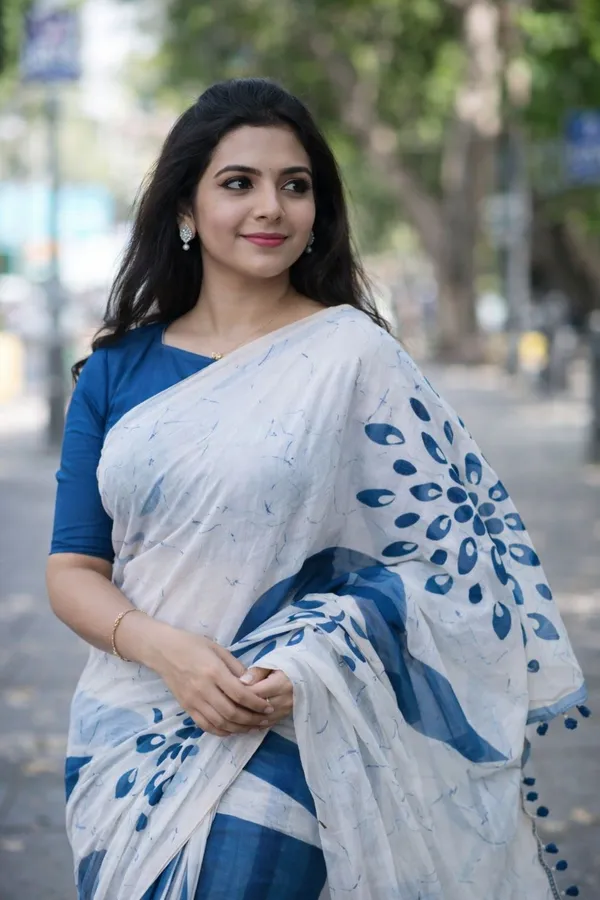 Summer_special_Linen_Cotton_saree_with_Blouse_Piece