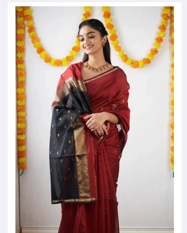 Premium_Litchi_Silk_Woven_Saree