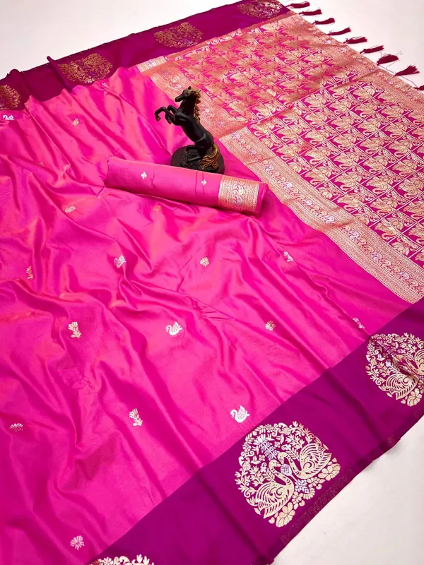 Pure_Soft_Silk_Saree_With_Intricate_Peacock_Motifs