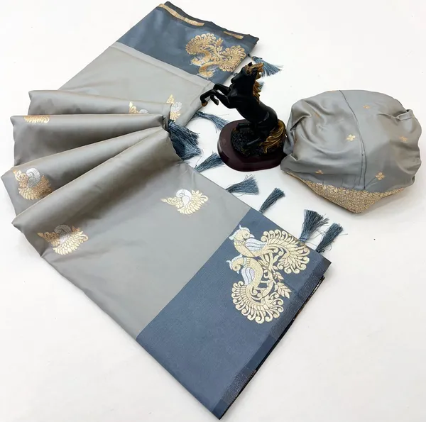 Pure_Soft_Silk_Saree_With_Intricate_Peacock_Motifs