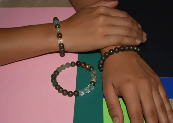 Multicolor_Money_Magnet_With_Pyrite_Bracelet_For_Men,Women_And_Kids