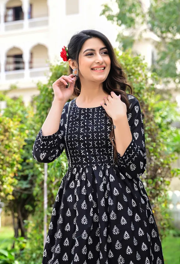 Black_Printed_Anarkali_Kurta_For_Women
