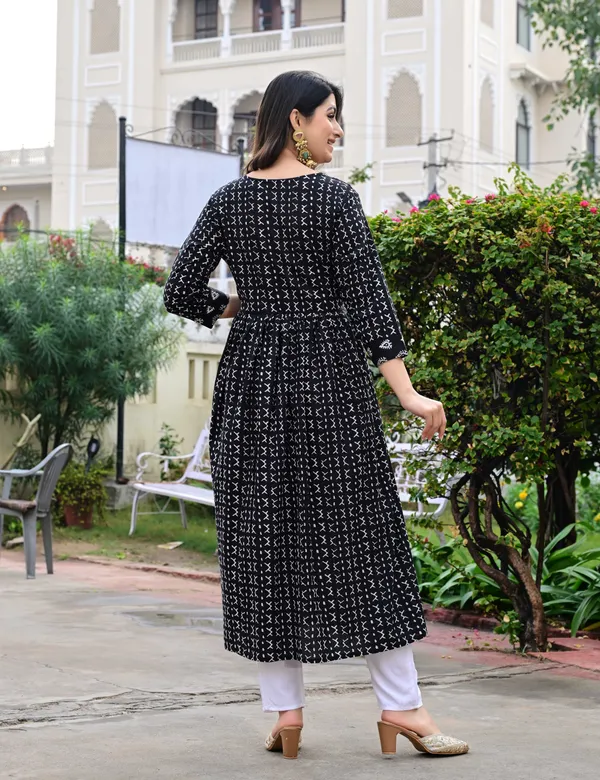 Black_Printed_Anarkali_Kurta_For_Women