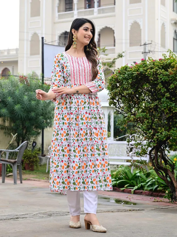 White_Printed_Anarkali_Kurta_For_Women