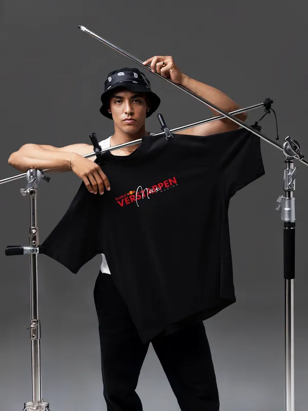 Max_Verstappen_4X_World_Champion_Oversized_Black_T-Shirt