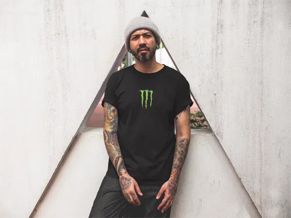 Minimal_Claw_Logo_Graphic_Cotton_T-Shirt_–_Unisex_Streetwear_Tee