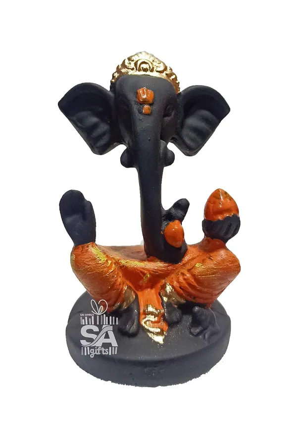 Sai_Amrut_Polyresine_Ganesh_Ji_Idol_For_Car_Dashboard_Gifting_Purpose