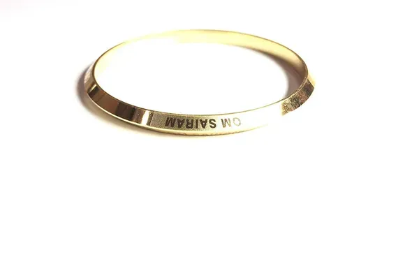 S_A_Gifts_Golden_Om_Sai_Ram_Kada_For_Men_S_Boys_With_Gold_Polish