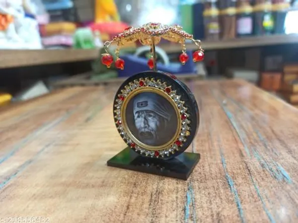 Sai_Amrut_Sai_Baba_Acrylic_Stone_Chatri_For_Car_Dashboard