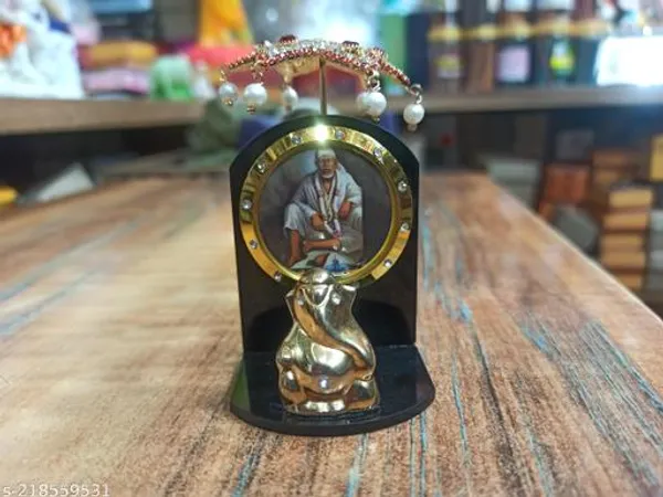 Sai_Amrut_Sa_Babai_Ganesh_Murti_For_Car_With_Chatri