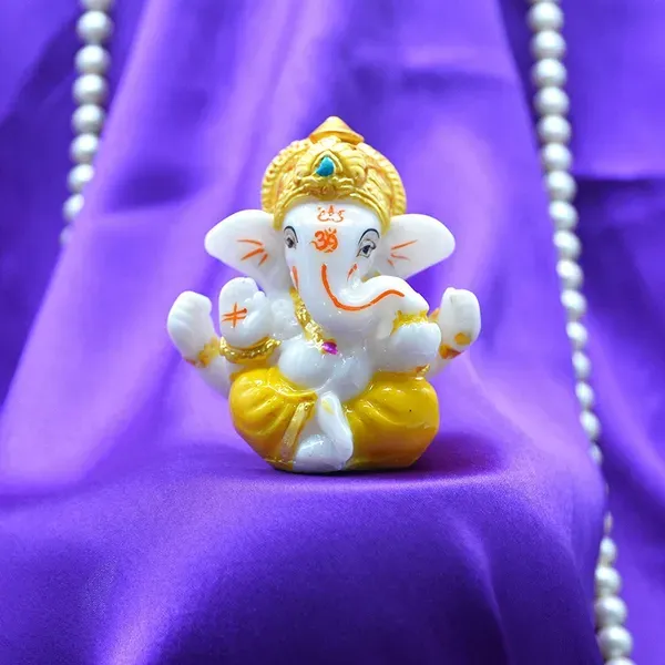 Gifts_Lord_Ganesha_Beautiful_Car_Dashboard_Idol_Figurine_Showpiece_Sculptur