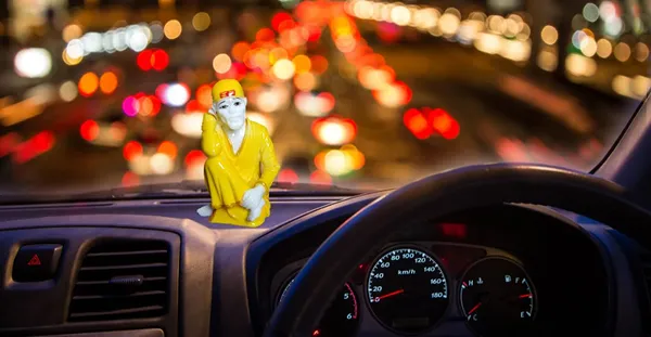 Sai_Amrut_Sai_Baba_Dhoni_Sai_Italians_Marble_Car_Dashboard_Product_Gift_Product_Quality_Assurance_(Yellow)