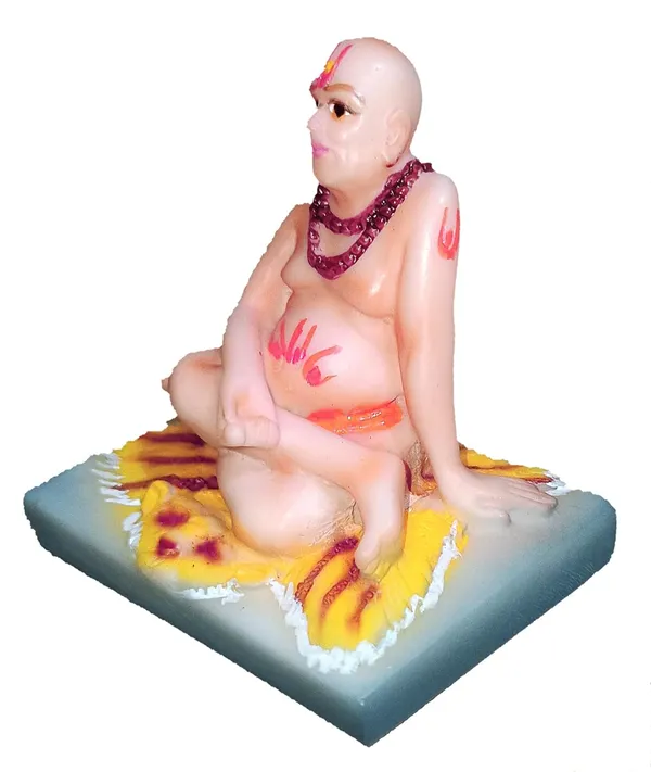 Sai_Amrut_Swami_Samarth_Idol/Murti_in_Sitting_Position_for_Car_Dashboard_(Resine),_White,_Standard_(Swamisamarth_murti)