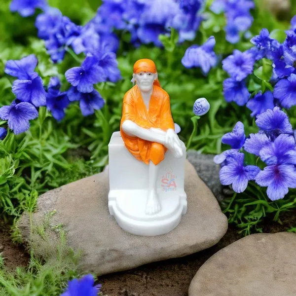 Italian_Marble_Sirdi_Sai_Baba_Idol_Statue_for_Pooja_Room_and_Home,_Easy_to_Wash_(6_Inch)