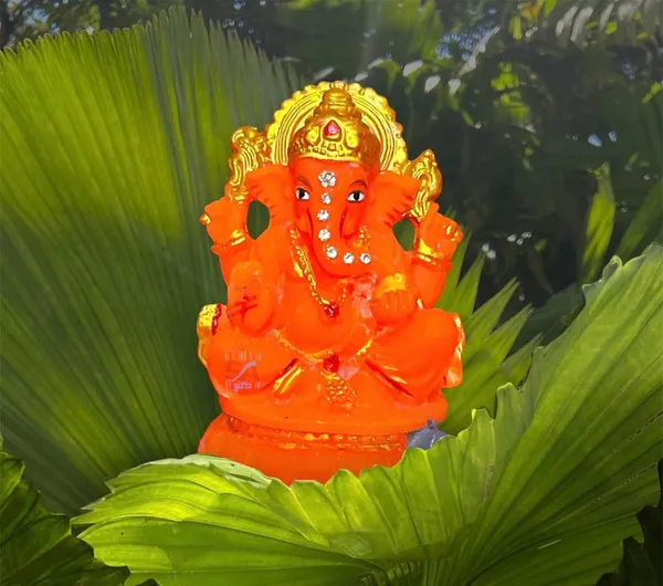Marble_Orange_Matte_Ganeshji_Idol_for_Car_Dashboard