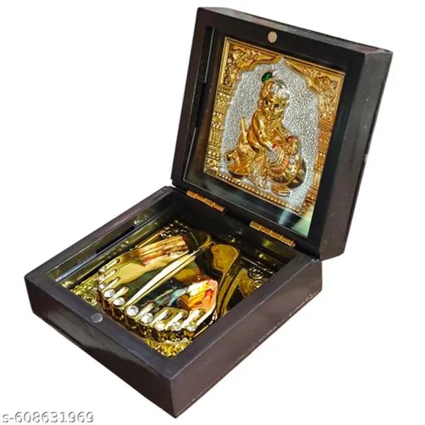 Sai_Amrut_Gold_Plated_Laddu_Gopal_Charan_Paduka_Idol_Pooja_Box_3x3_In