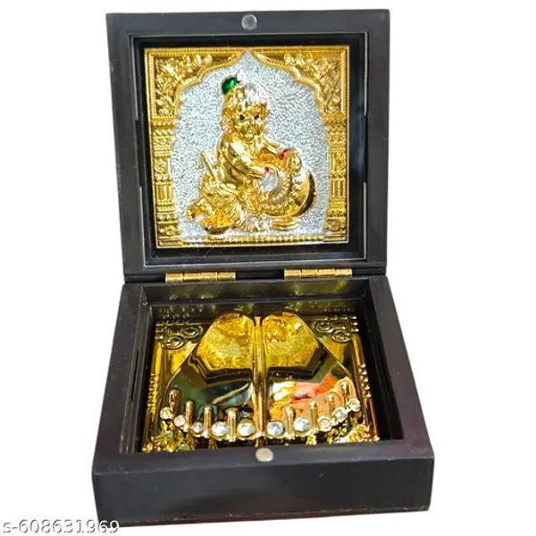 Sai_Amrut_Gold_Plated_Laddu_Gopal_Charan_Paduka_Idol_Pooja_Box_3x3_In