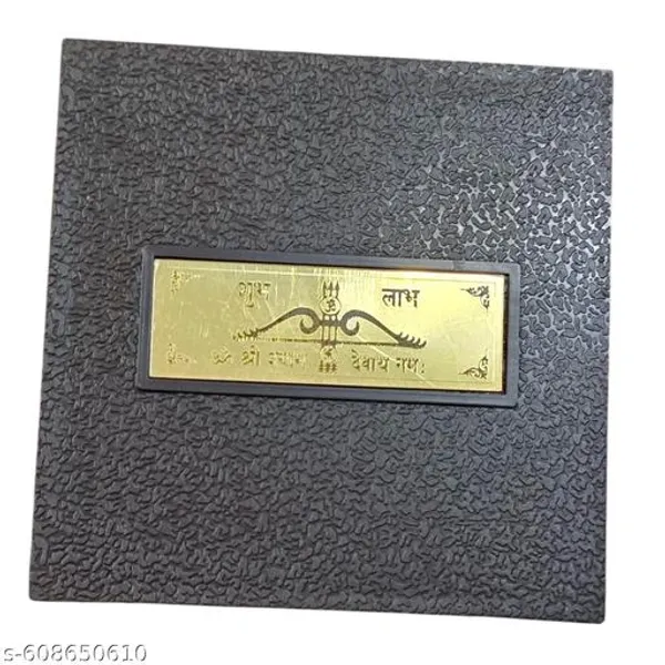 Premium_4x4_Inch_Gold_Plated_Khatu_Shyam_Ji_Murti_Idol_With_Charan_Paduka_In_Wooden_Box_For_Car_Dashboard_Home_Decor_Gift