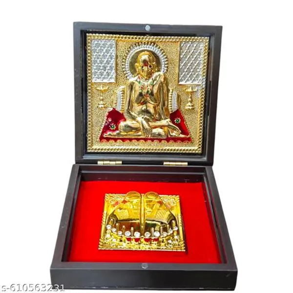 Sai_Amrut_Swami_Samarth_Pocket_Temple_Pooja_Box_With_Gold_Plated_Charan_Paduka
