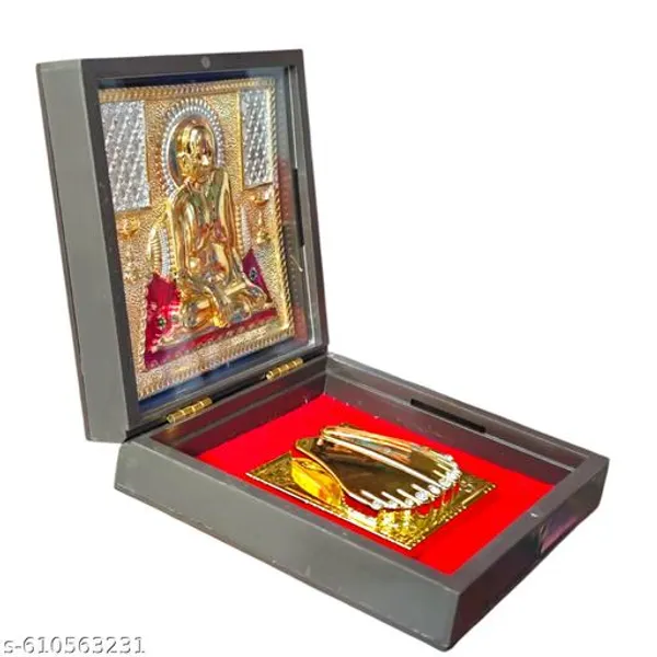 Sai_Amrut_Swami_Samarth_Pocket_Temple_Pooja_Box_With_Gold_Plated_Charan_Paduka