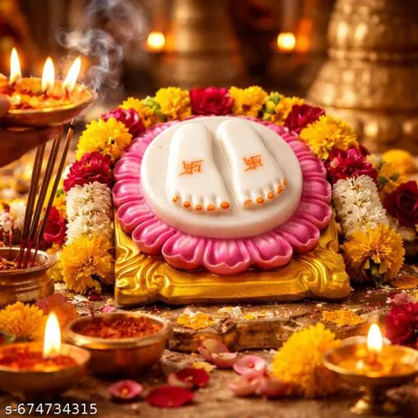 Sai_Amrut_Gifts_Sai_Baba_Charan_Paduka_Marble_Finish_3_Inch