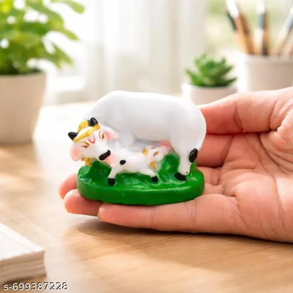Sai_Amrut_Gifts_Cow_With_Calf_Statue_For_Home_Decor_Mini_Kamdhenu_Cow_Idol_Murti_For_Mandir_Car_Dashboard_Gift_2_Inch