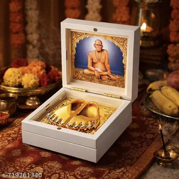 Swami_Samarth_Golden_Charan_Paduka_Gift_Box_Divine_Pooja_Paduka_With_Photo_Frame_Spiritual_Gift_For_Home_Office_Car_Dashboard_By_Sai_Amrut_Gifts
