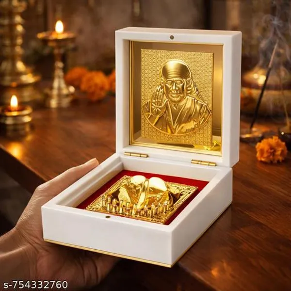 Sai_Baba_Gold_Plated_Gift_Box_With_Charan_Paduka_4x4_Inch_Decorative_Spiritual_Gift_Premium_Return_Gift_For_Festival_House_Warming