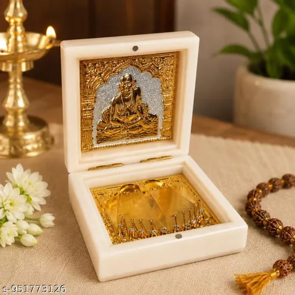 Golden_White_Swami_Samarth_Gift_Box_3x3_Inch_Premium_Spiritual_Paduka_Box_For_Pooja_Return_Gift_Home_Decor