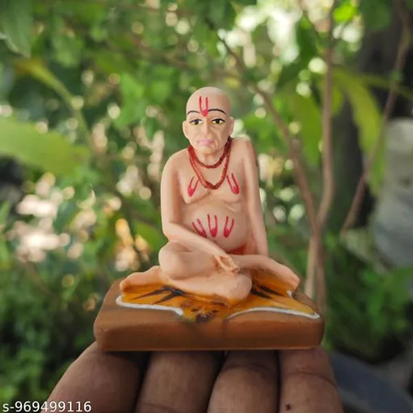 Swami_Samarth_Maharaj_Mini_Idol_For_Car_Dashboard_Spiritual_Resin_Statue_Home_Mandir_Decorative_Murti_3_Inch