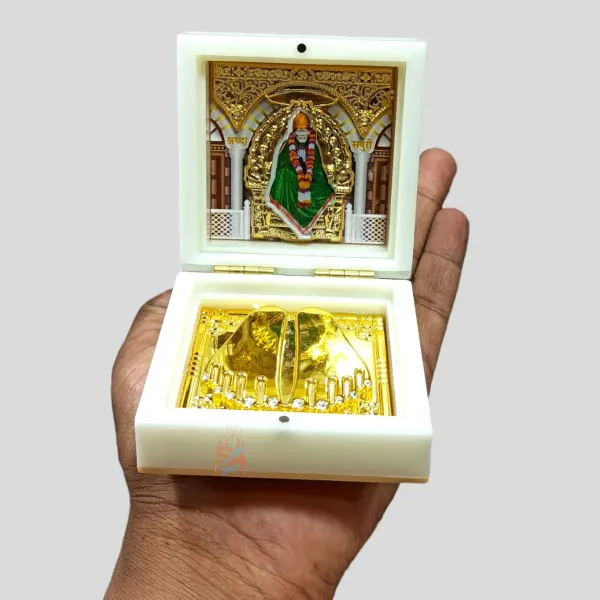 Sai_Amrut_Gifts_Gold_Plated_Shirdi_Sai_Baba_Idol_With_Paduka_Gift_Box_For_B_More