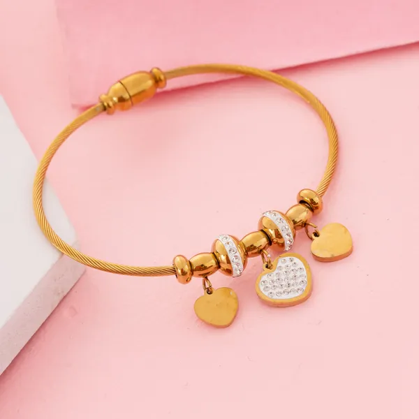 Golden_Stainless_Steel_Minimalist_Wire_Charm_Bracelet_For_Women