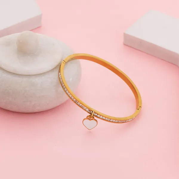 Golden_Stainless_Steel_Heart_Dangling_Crystal_Bracelet_For_Women
